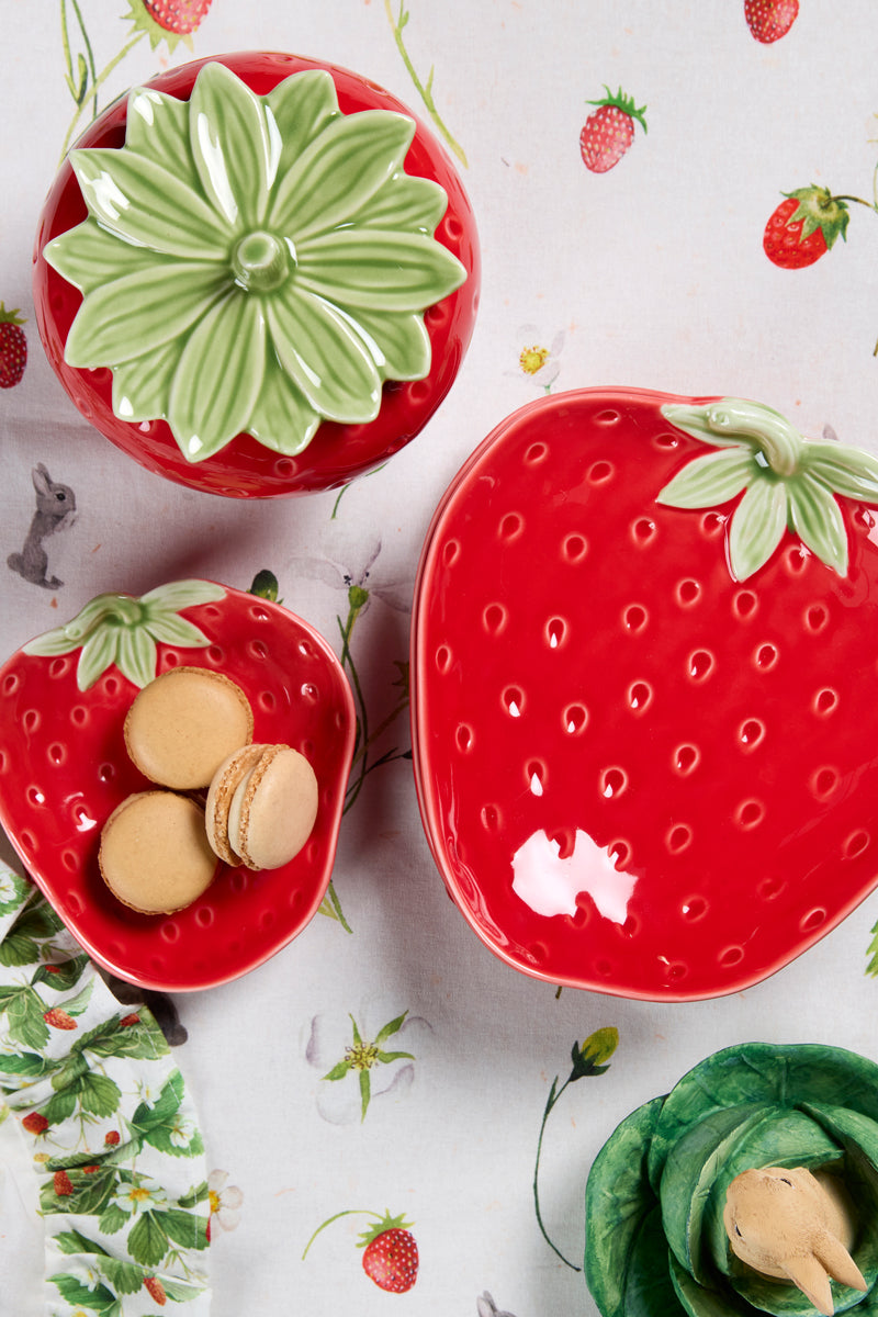 SMALL RED STRAWBERRY PLATE