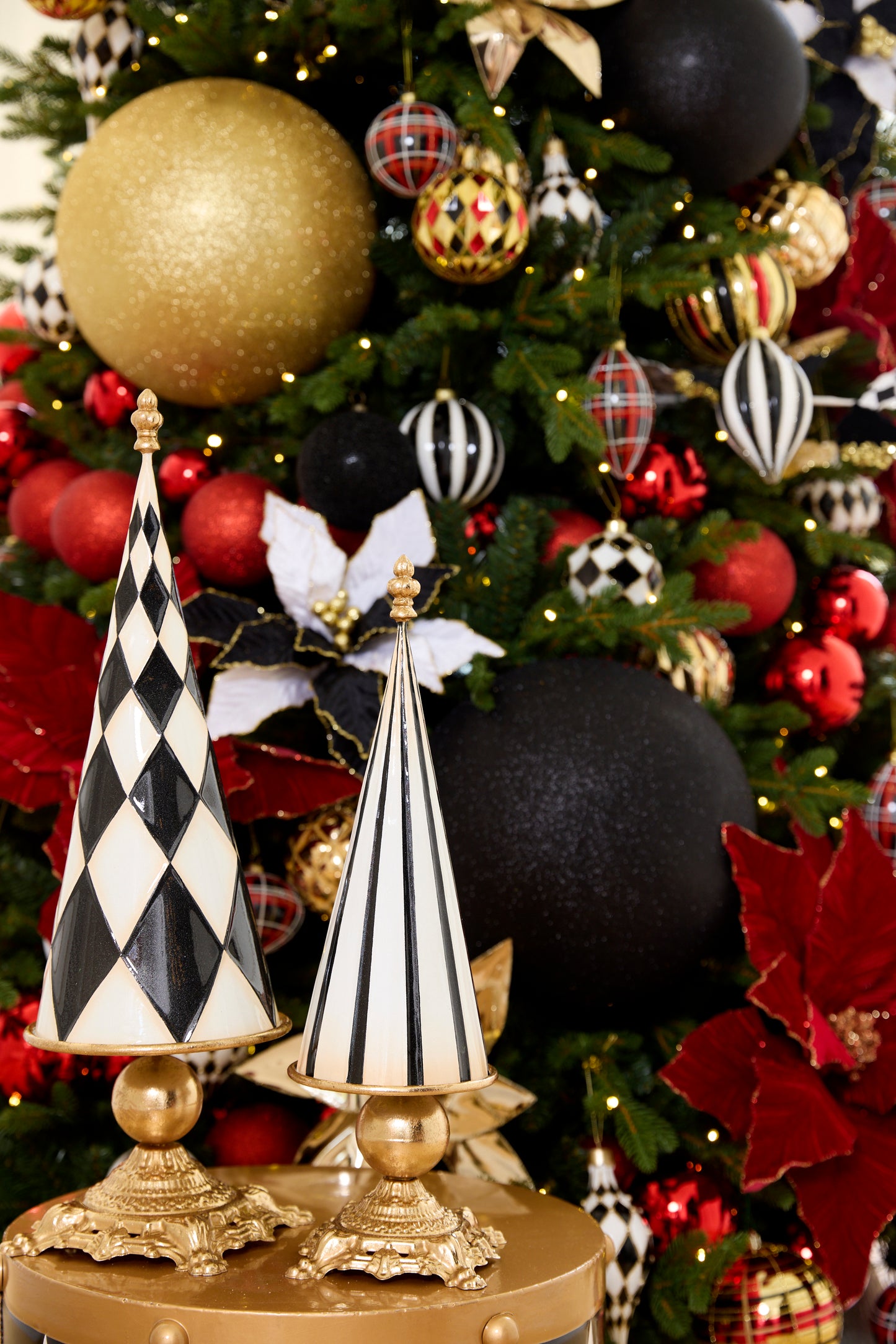 44.2 CM BLACK AND GOLD STRIPED TREE