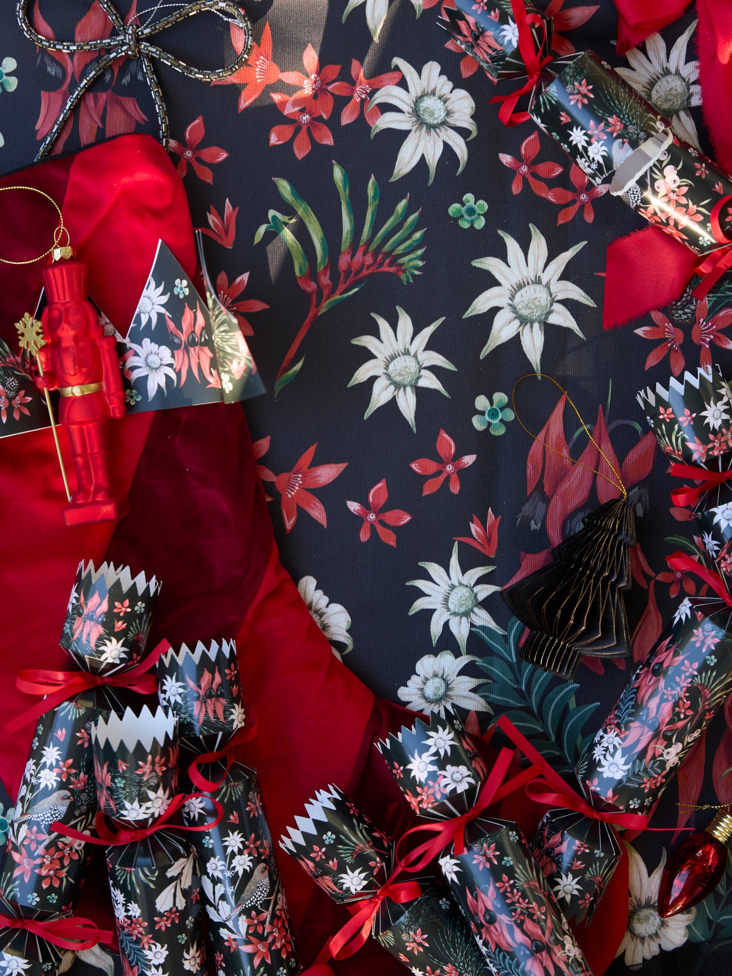 HARLEQUIN HOLIDAY BON BONS 8PK