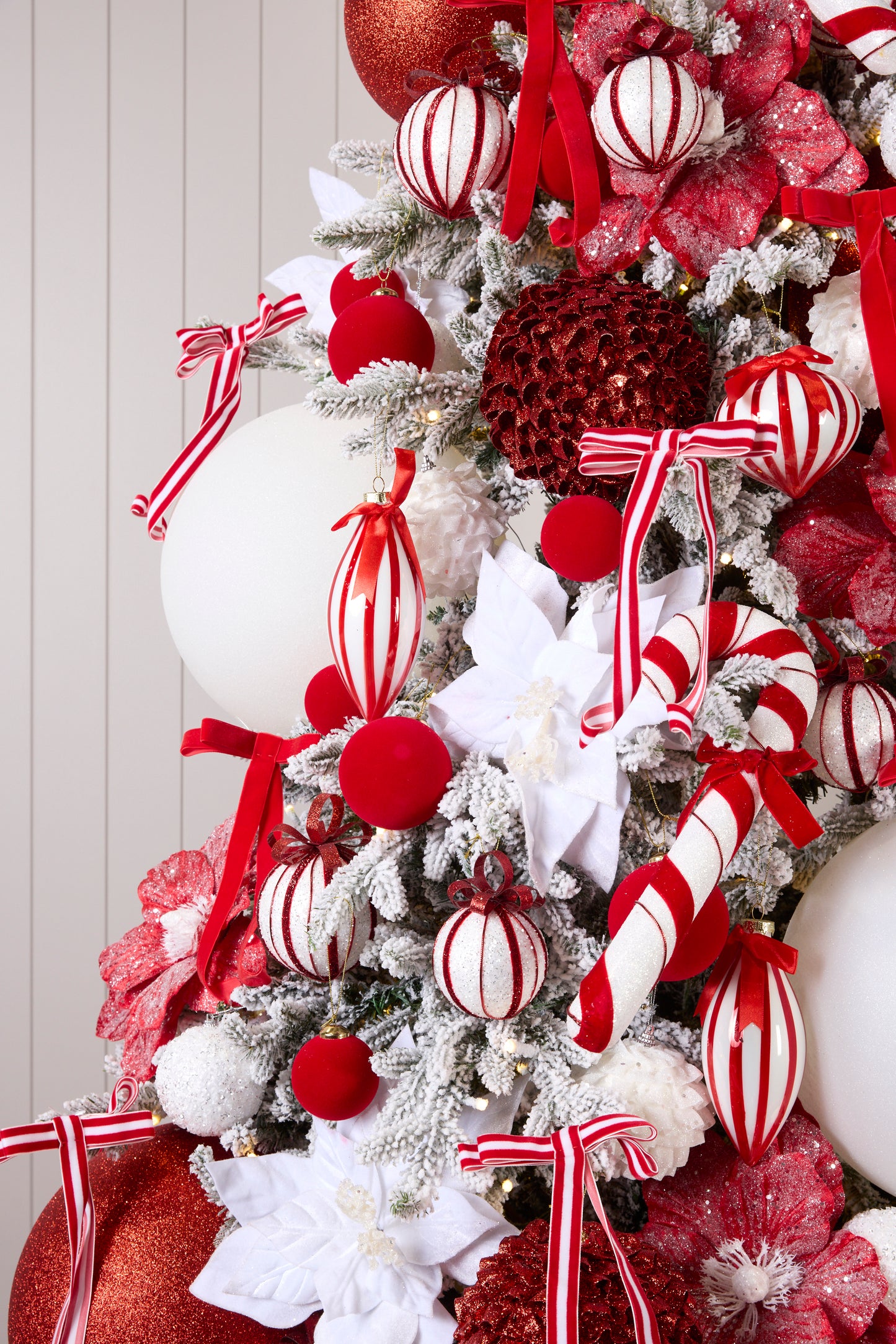 PEPPERMINT ORNAMENT PACKAGE - 7.5FT / 8FT
