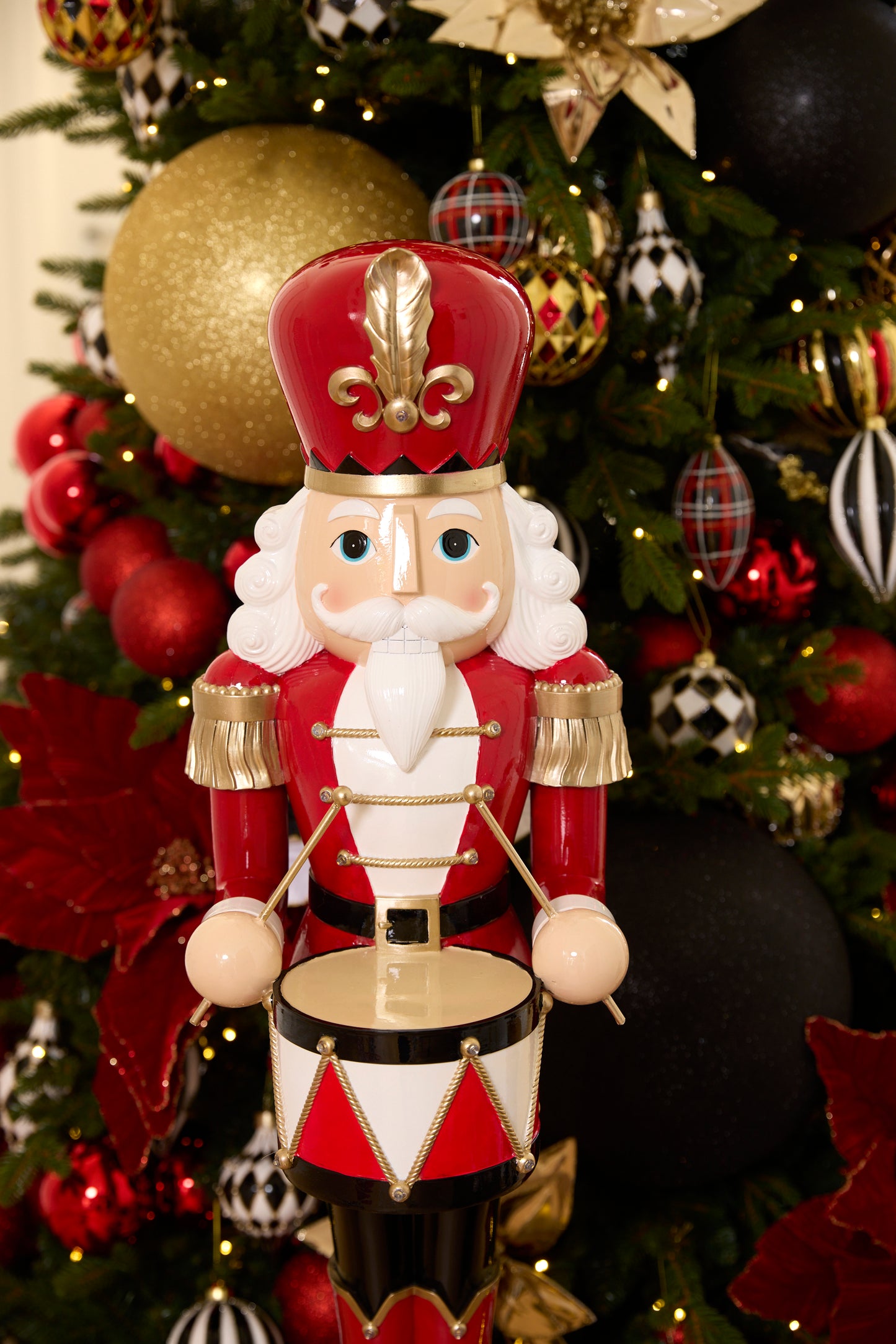 123 CM LED HARLEQUIN NUTCRACKER ON DRUM