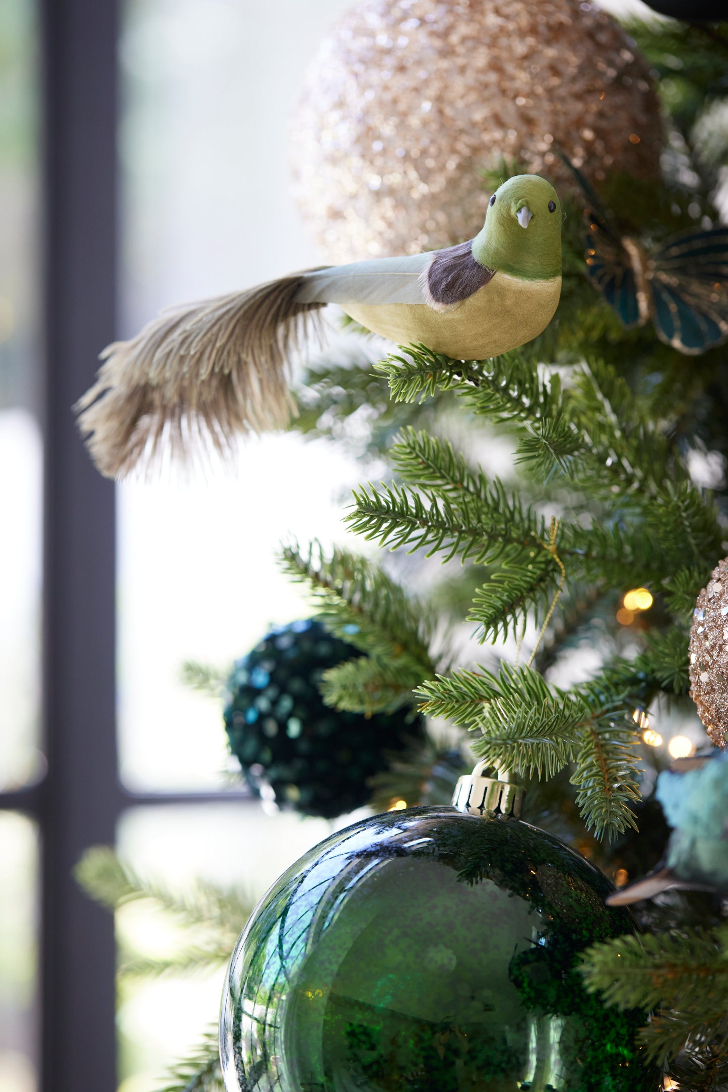 Forrest Green Bushy Tailed Clip Bird