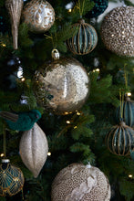 Load image into Gallery viewer, Emerald Glitter Ribbed Bauble
