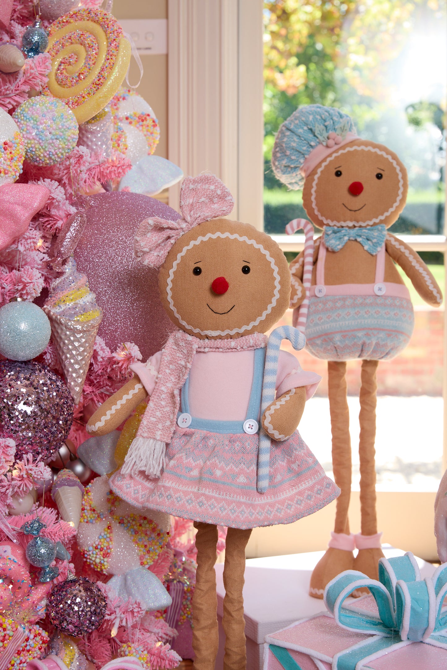 Standing Mr Pastel Ginger