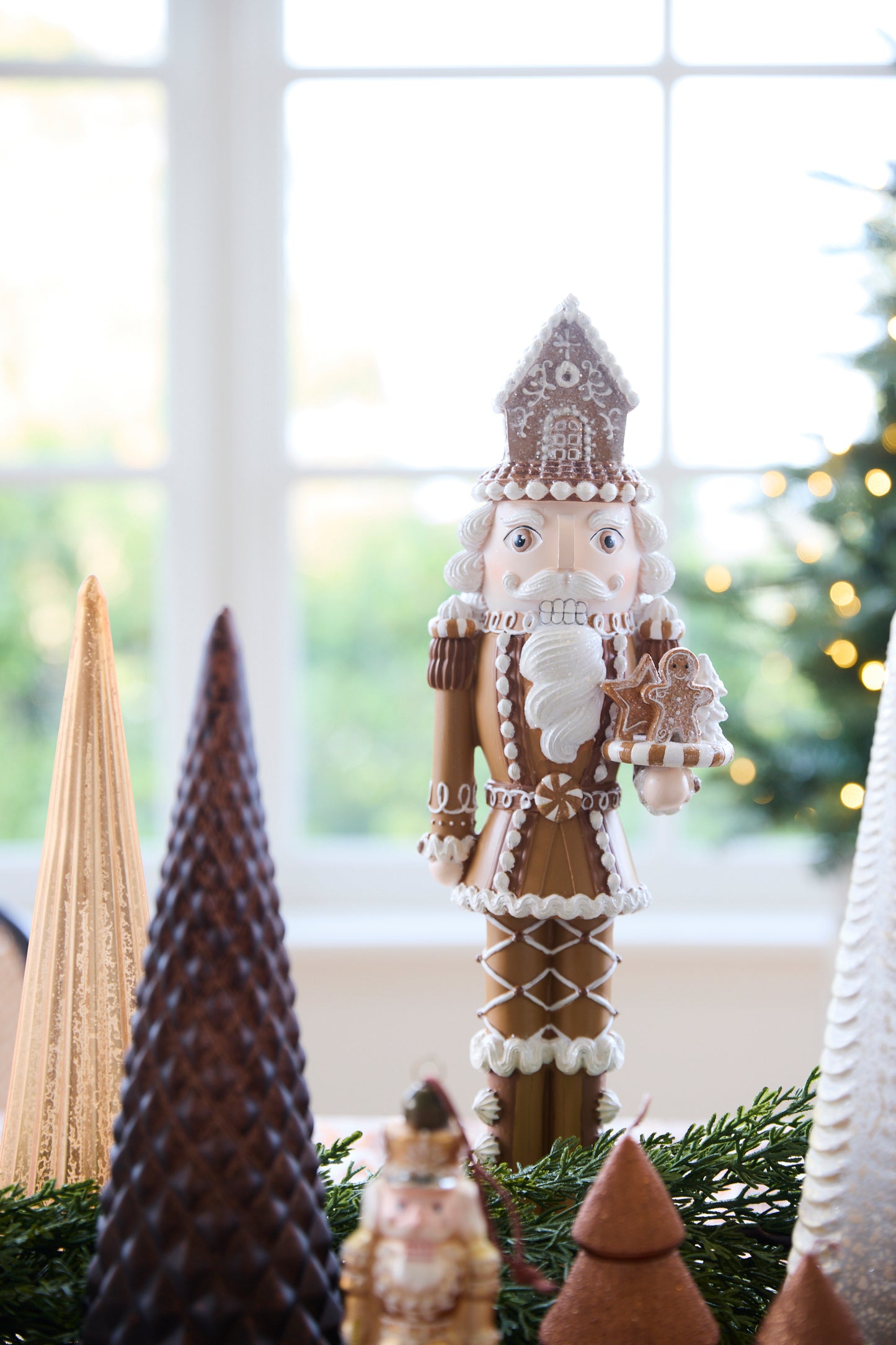 45 CM PIPED GINGERBREAD NUTCRACKER