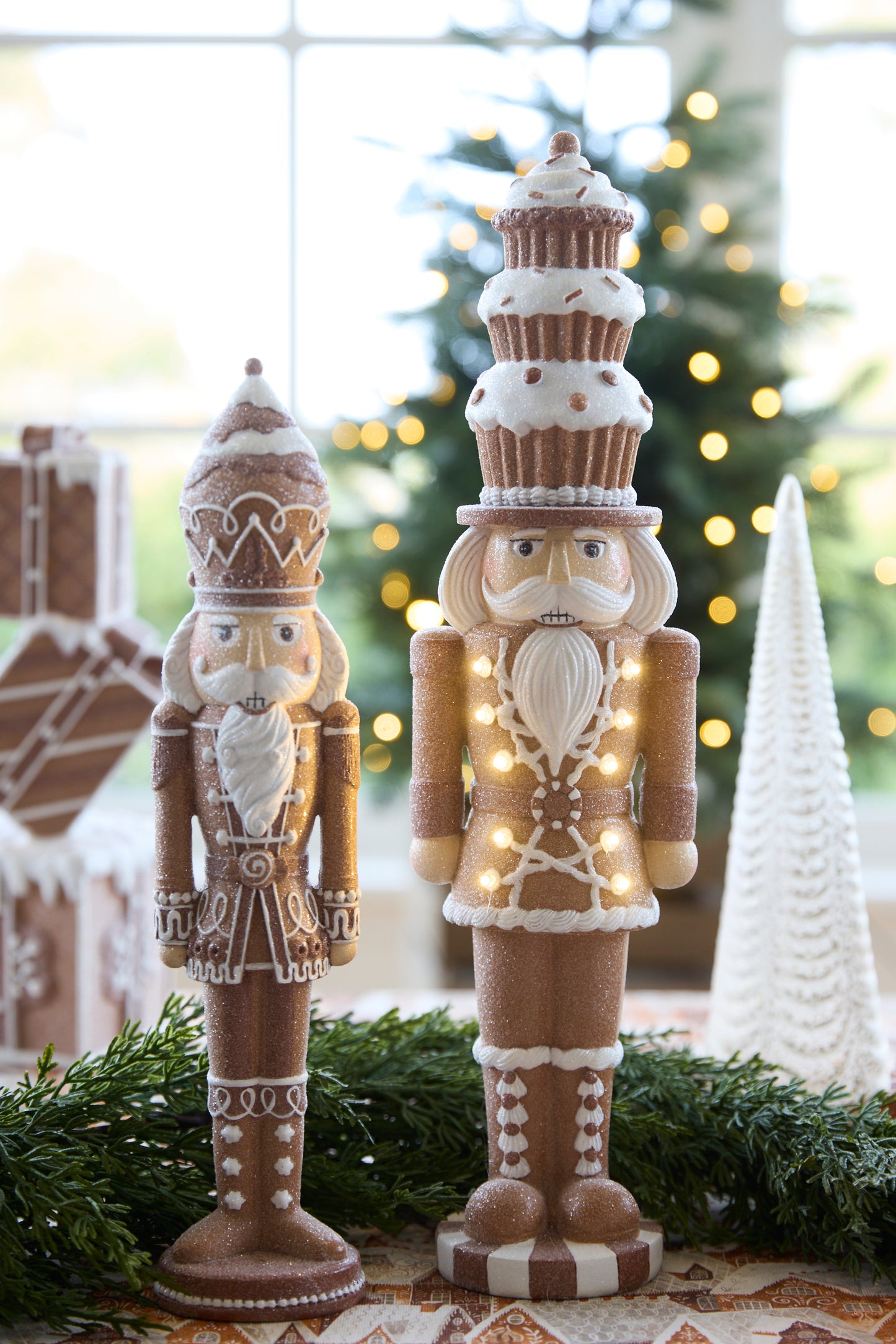 37 CM PIPED GINGERBREAD NUTCRACKER