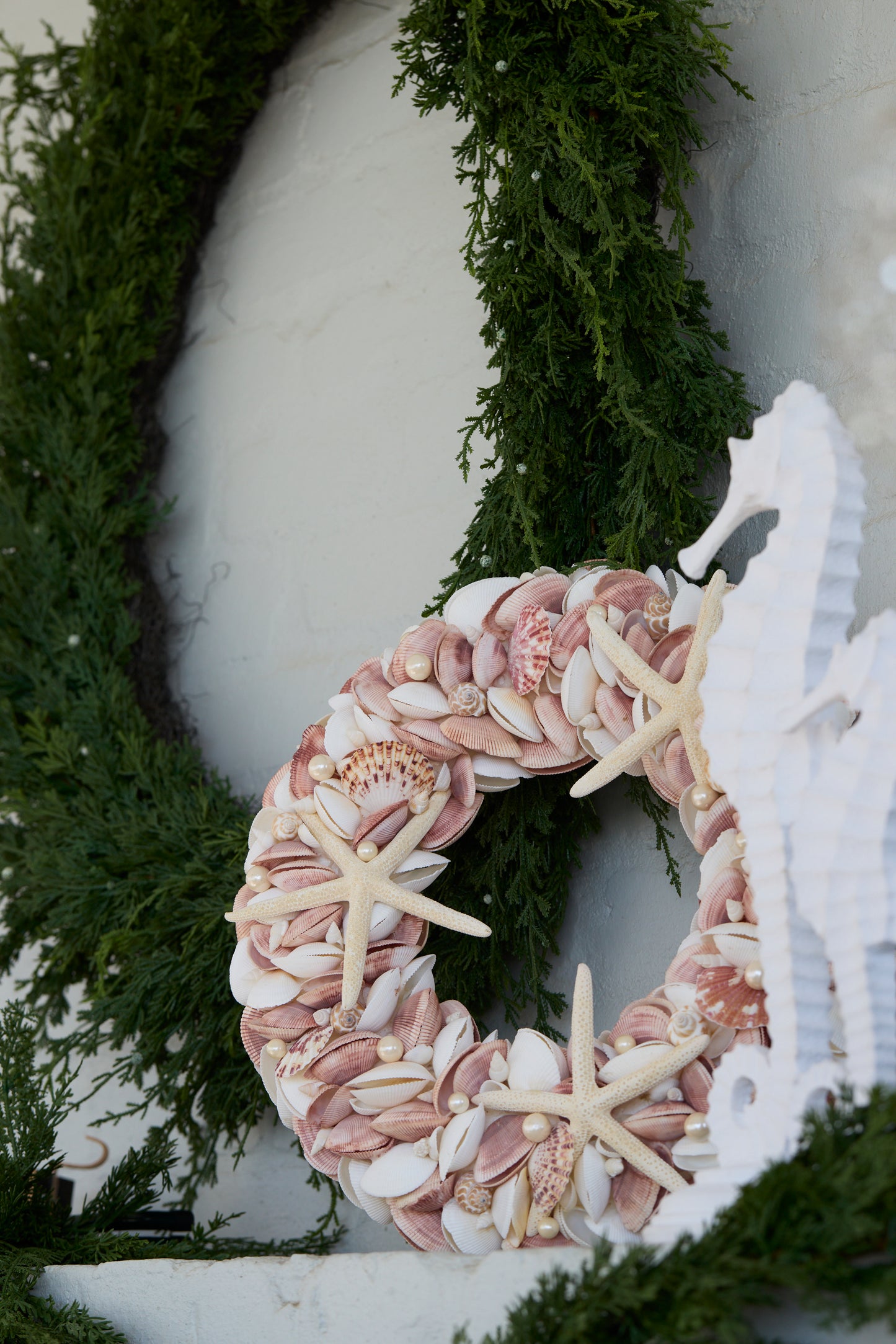 44 CM CLAM STARFISH WREATH