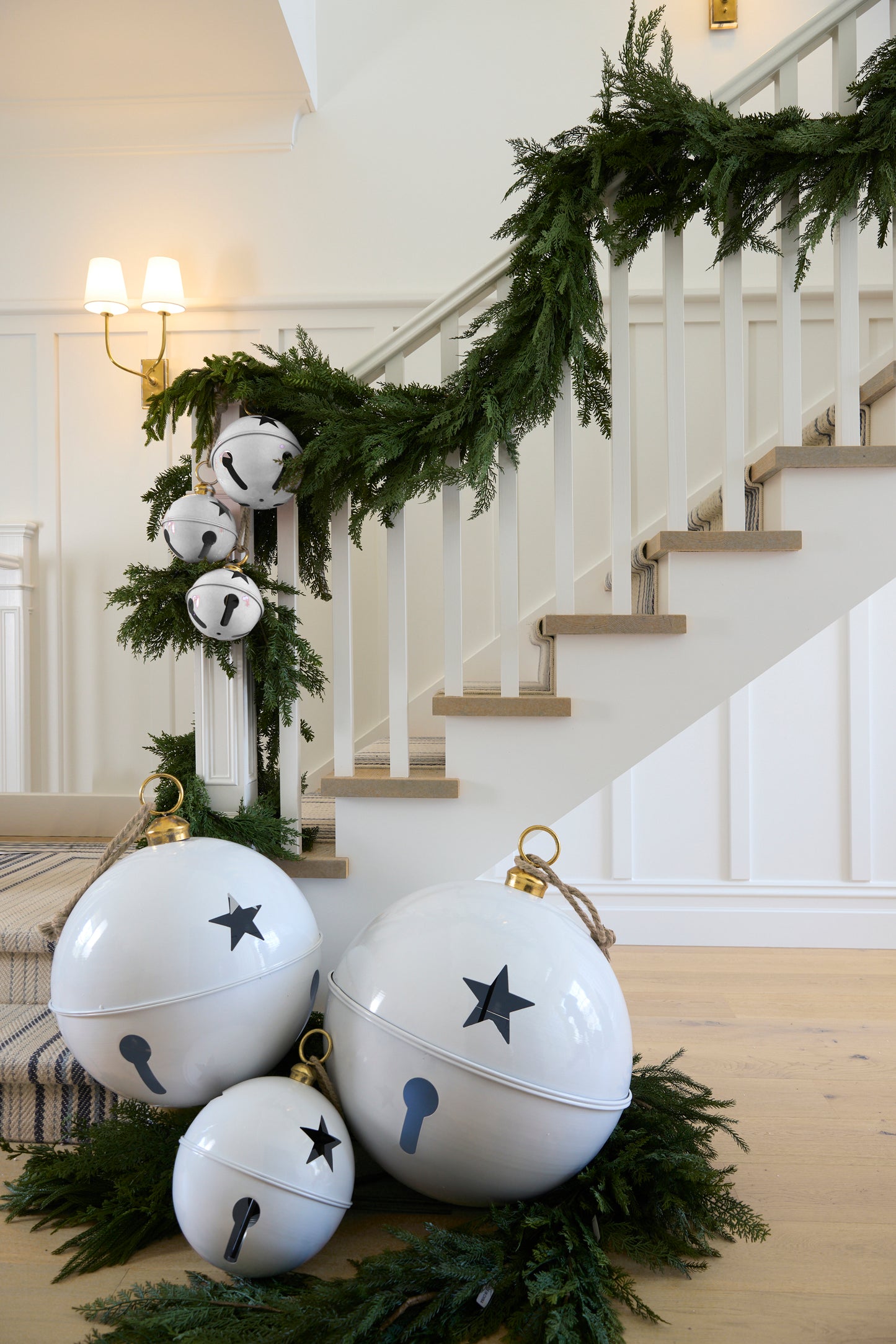 60 CM GLOSS WHITE BELL