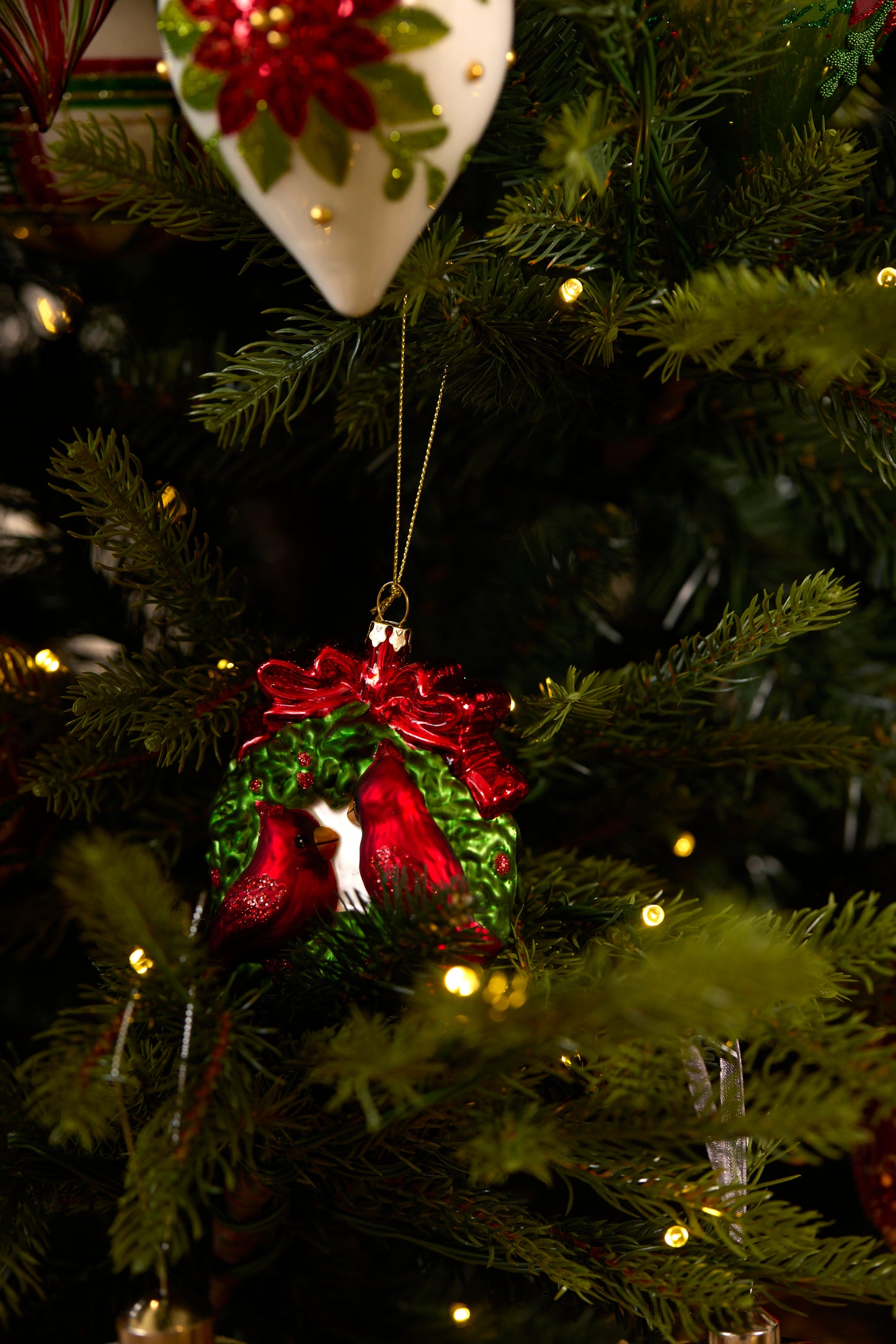 GLASS TWIN CARDINAL HANGING