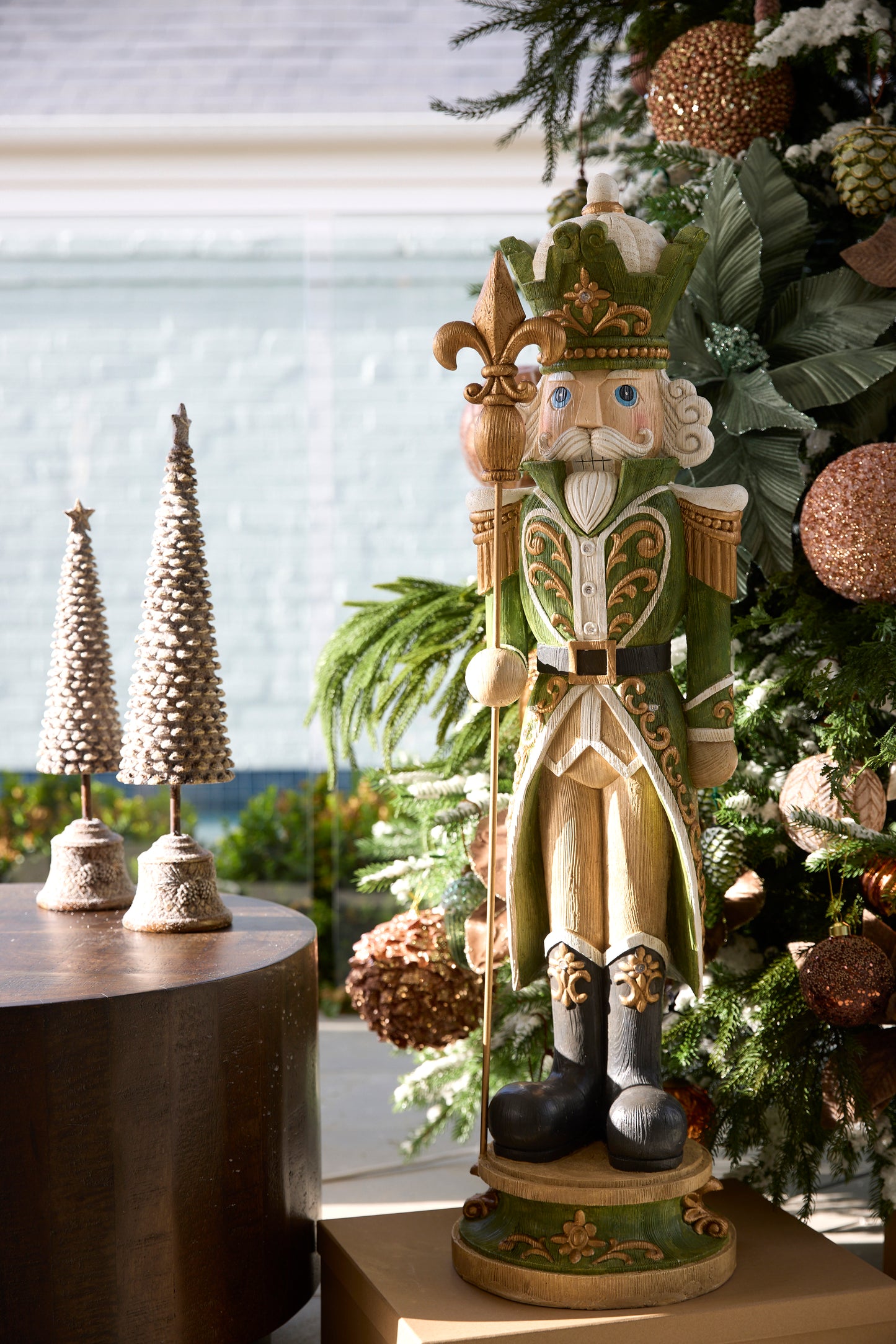 40.5 CM WINTER PINECONE TREE