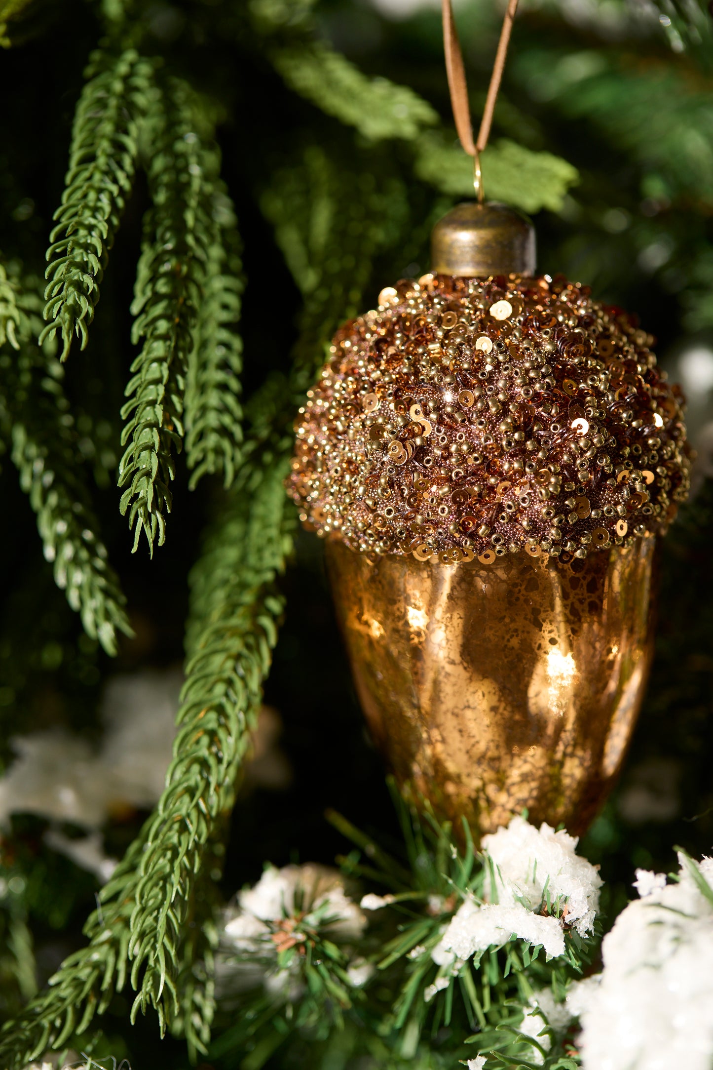 COPPER WOODLAND ACORN BAUBLE