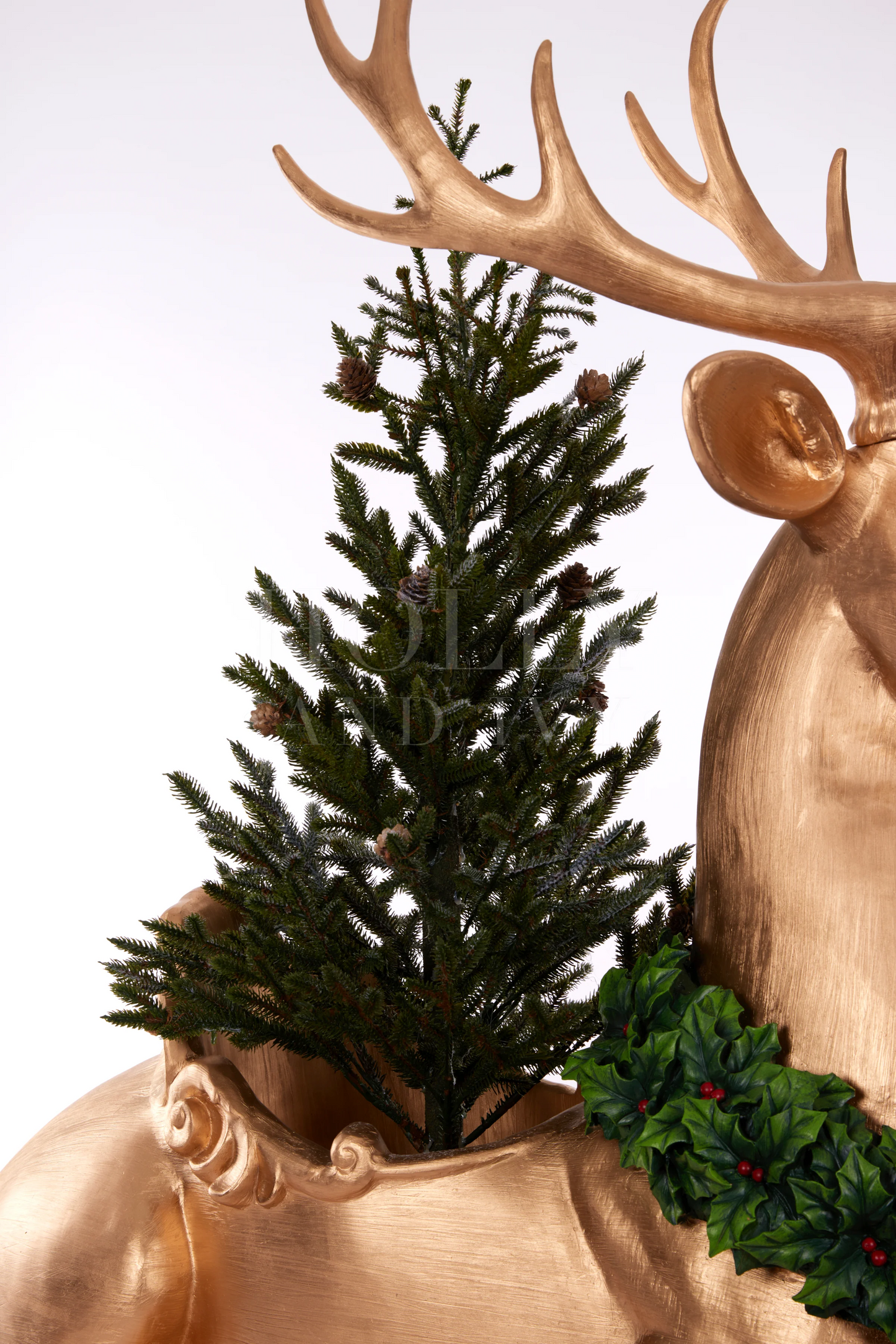 Imperial Gold Deer Pot