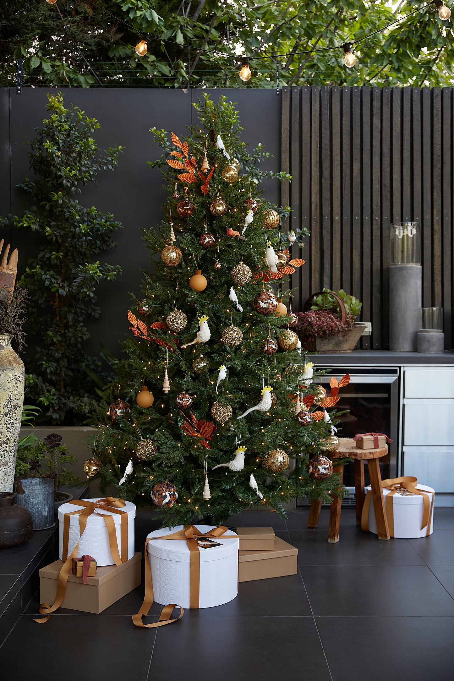 Hanging Wooden Tree 4 Layers