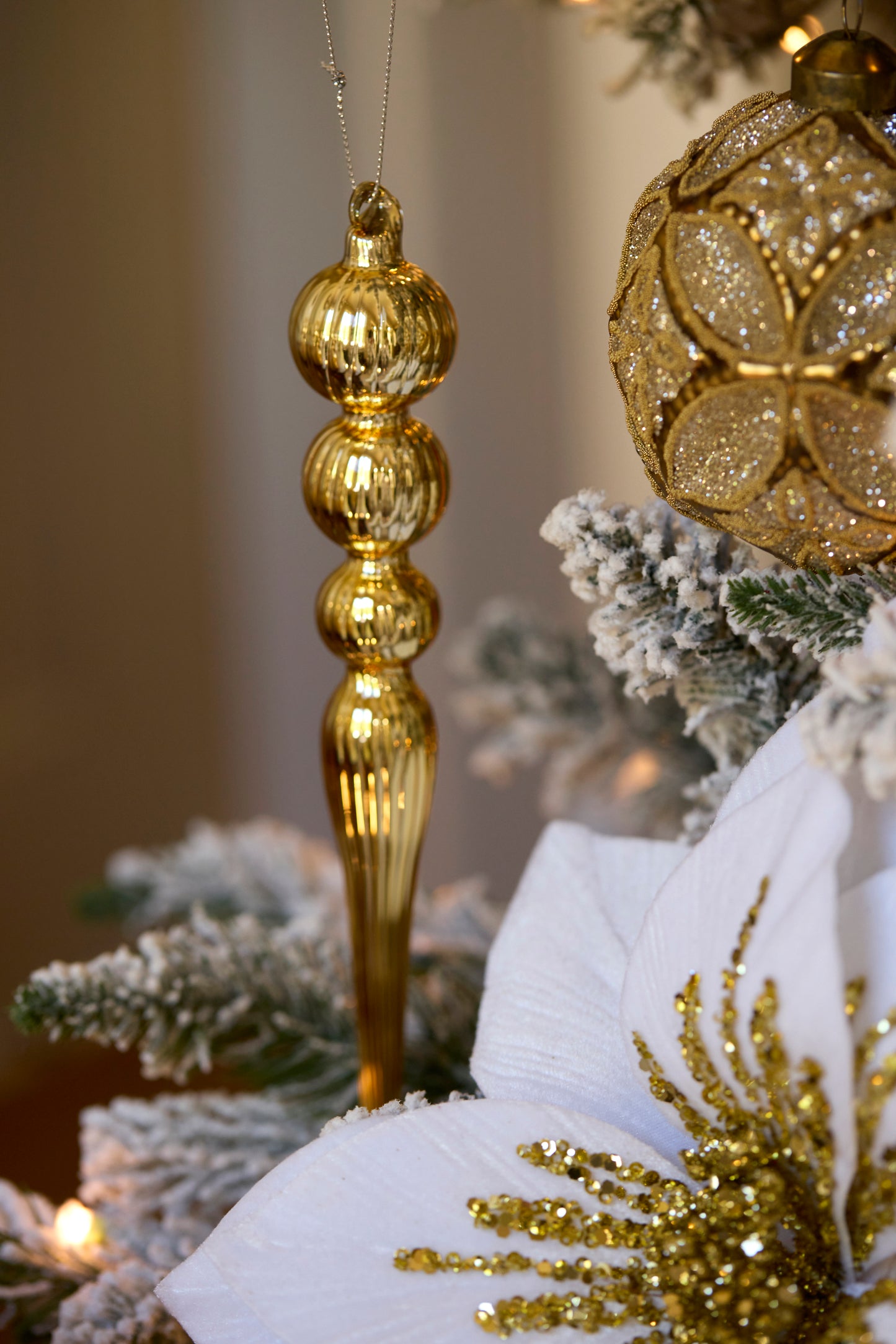 High Shine Gold Ripple Finial