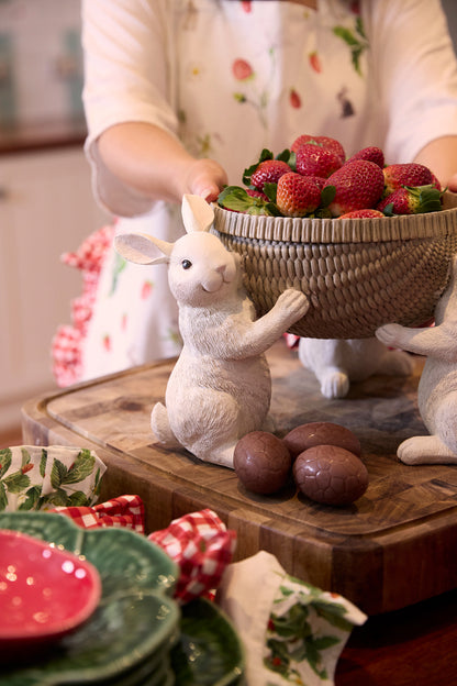 RUSTIC BUNNIES PLANTER