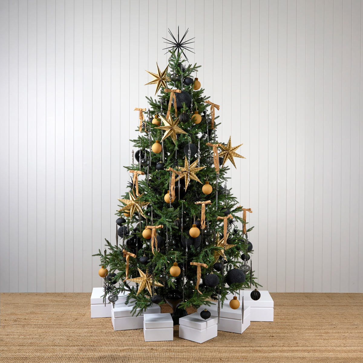 Minimal Ornament Package 7.5Ft / 8Ft