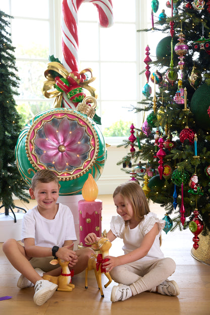 STANDING RETRO REINDEER WITH BOW