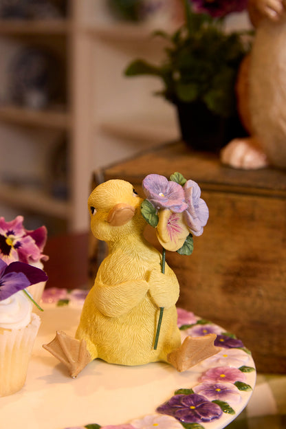 MR DUCK WITH PANSY