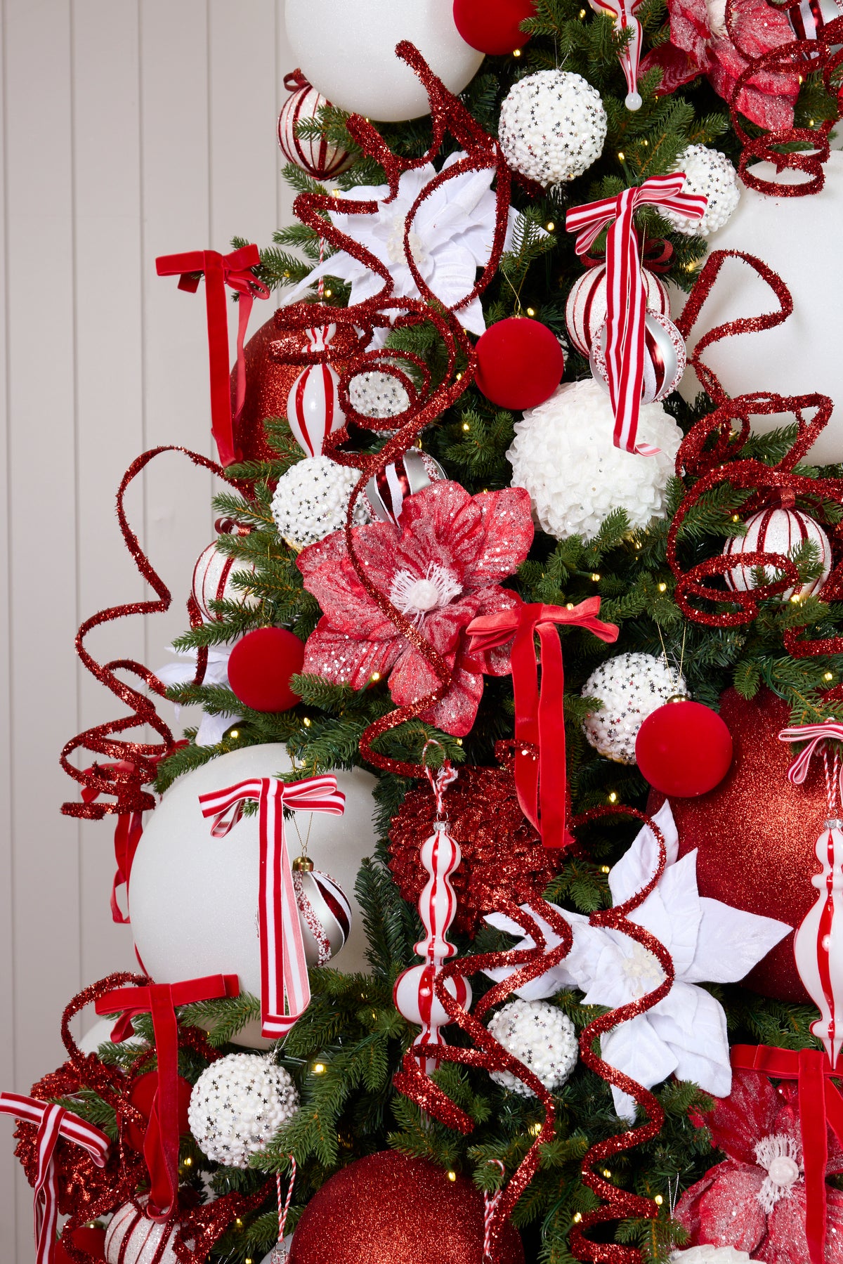 Peppermint Swirl Ornament Package - 5.5FT - 6FT