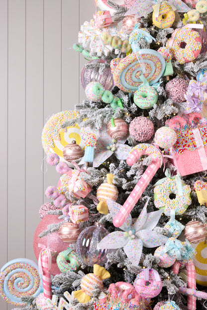 CUPCAKE CORNER ORNAMENT PACKAGE - 7.5FT / 8FT