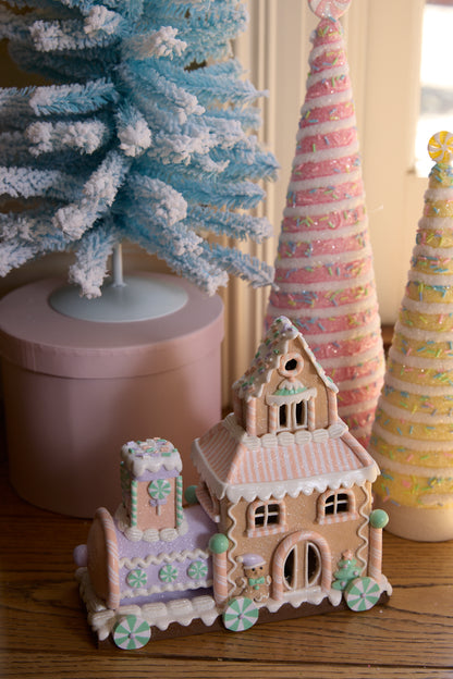 Led Pastel Gingerbread Train House