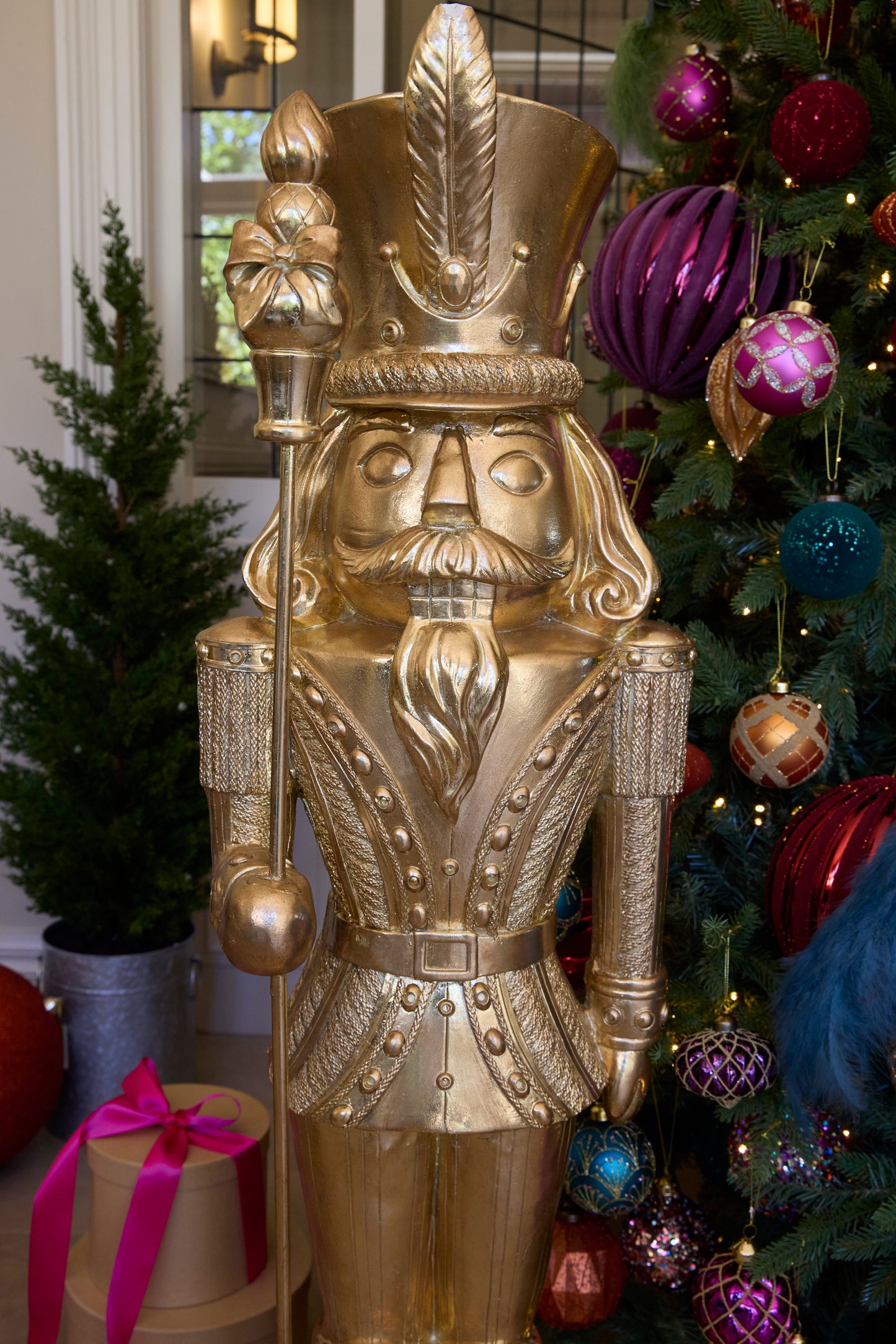 123 Cm Gilded Nutcracker With Staff