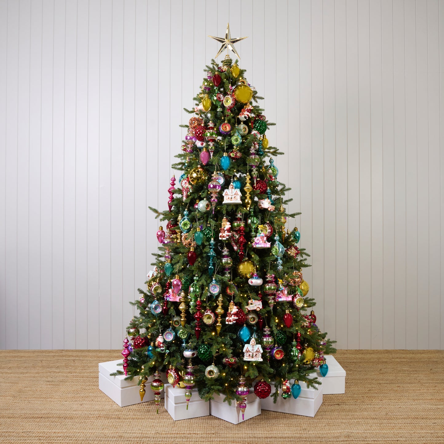 YULETIDE ORNAMENT PACKAGE - 5.5FT / 6FT