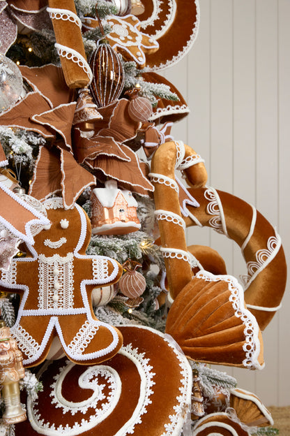 GINGERBREAD ORNAMENT PACKAGE - 7.5FT / 8FT