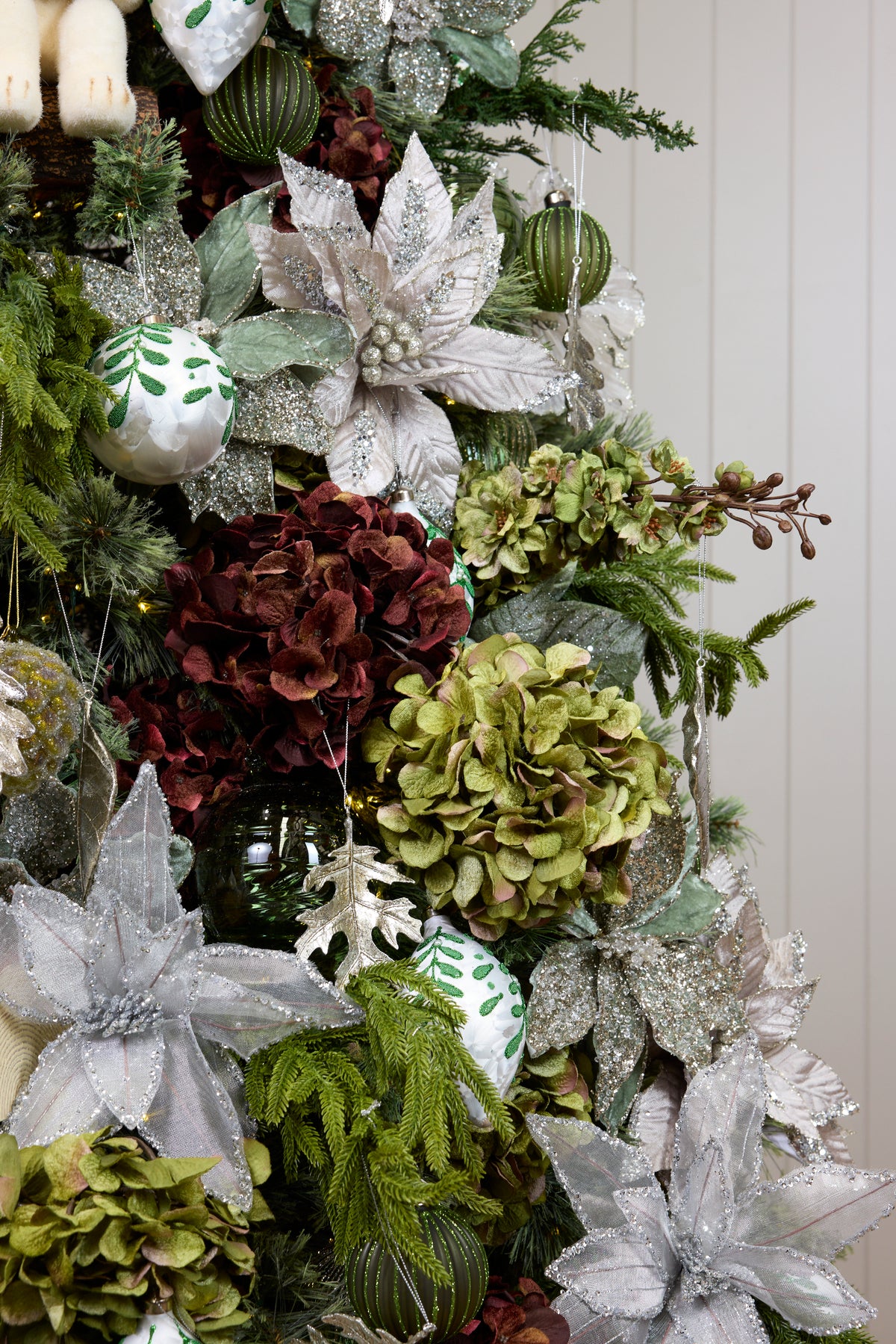 Silverwood Spruce Ornament Package - 7.5FT - 8FT