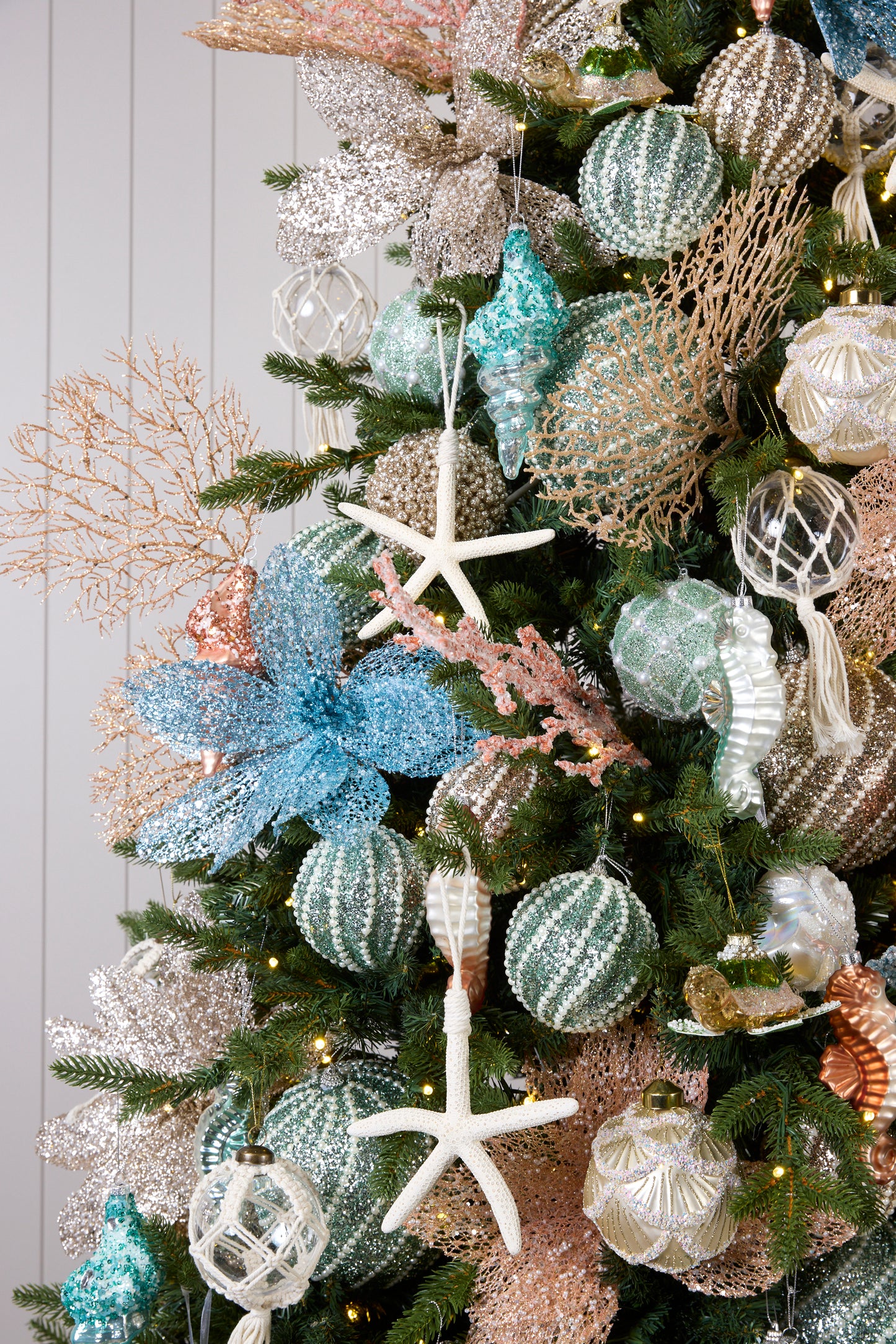 SEASIDE SPRITZ ORNAMENT PACKAGE - 5.5FT / 6FT