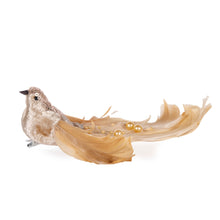 Load image into Gallery viewer, Champagne Curl Tail Clip Bird

