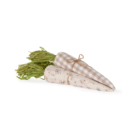 Natural Floral Carrot Bundle