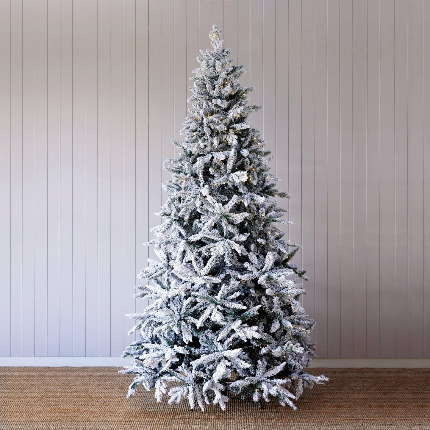 8 Ft. Aspen Fir Snow Tree - 450 LED