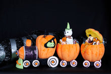 Load image into Gallery viewer, Halloween Pumpkin Train
