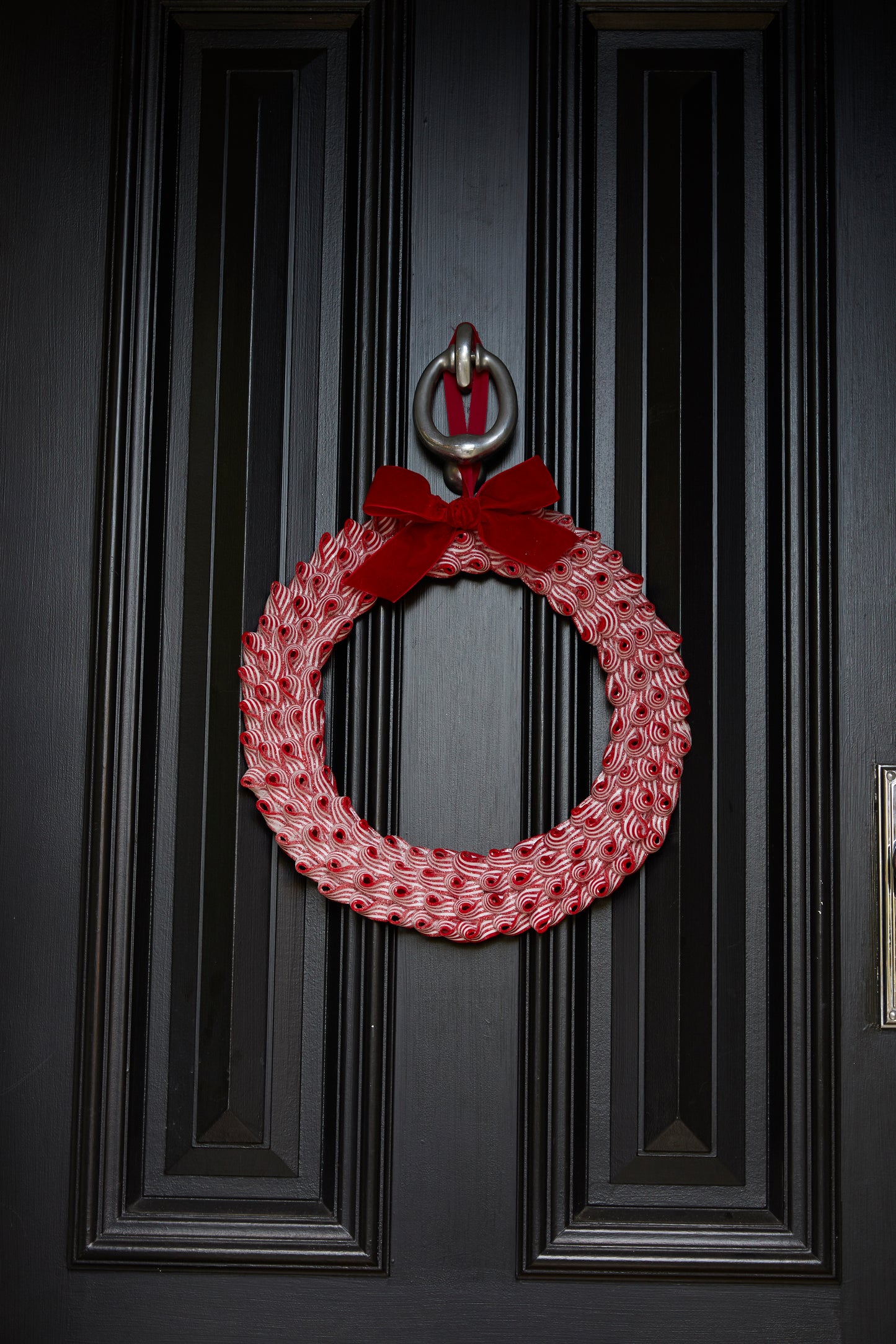 Red And White Strap Wreath Large