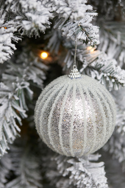 Silver Ribbed Bauble