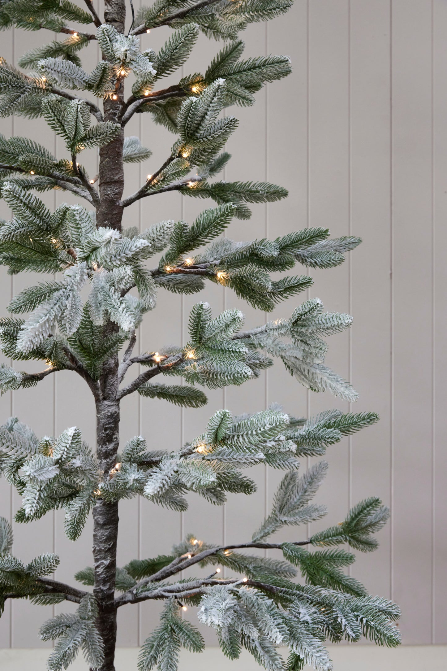 250 Cm Led Snowy Spruce Tree