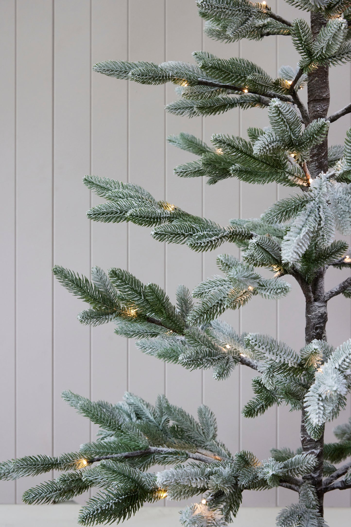 250 Cm Led Snowy Spruce Tree