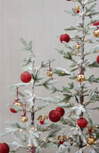 Load image into Gallery viewer, 150 Cm Led Snowy Spruce Tree

