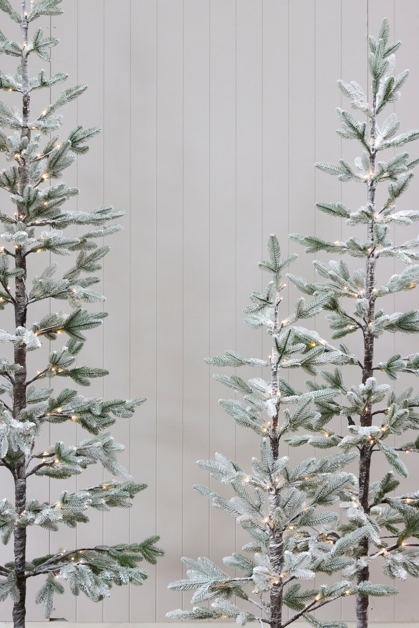 250 Cm Led Snowy Spruce Tree