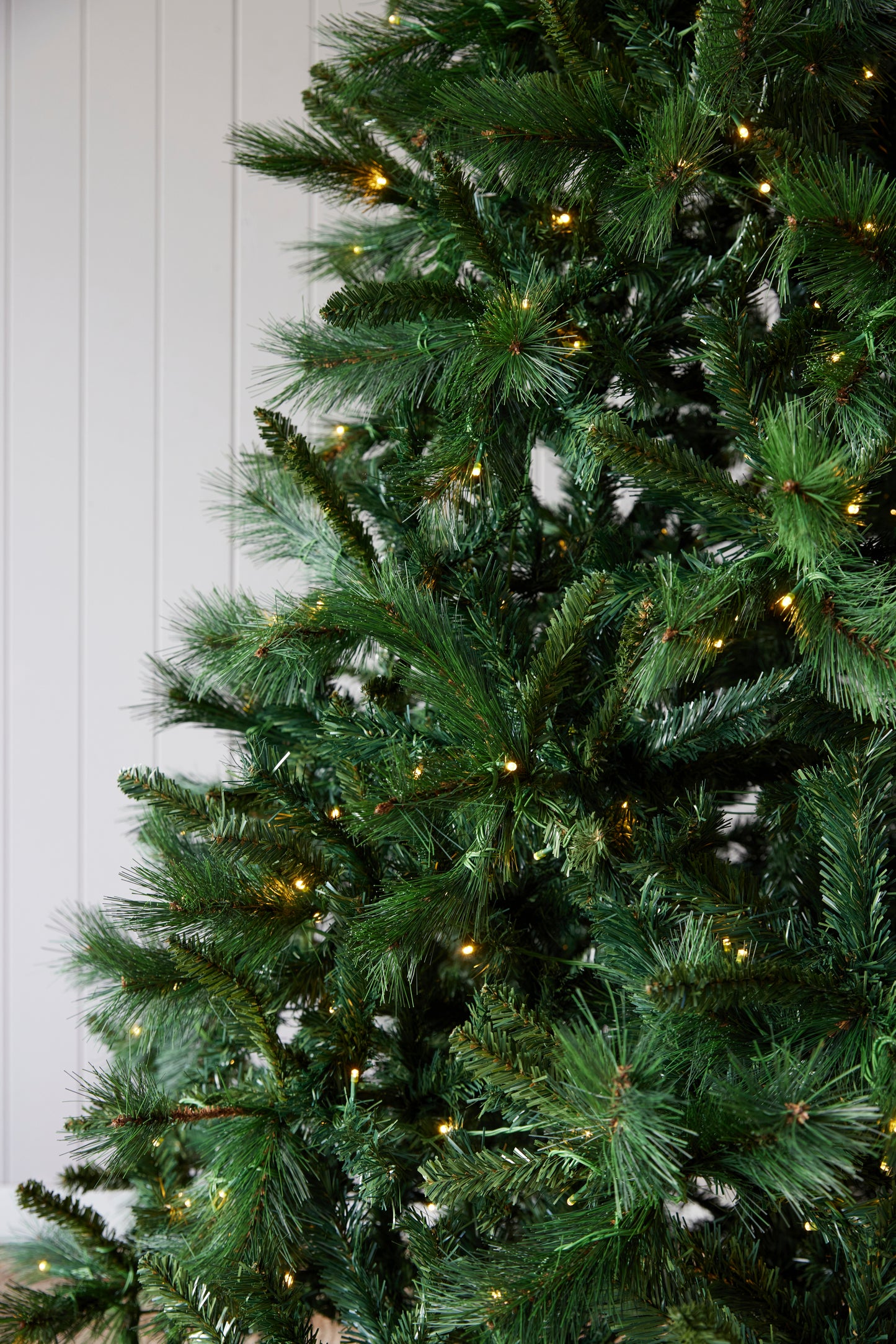 Douglas Fir Green Tree 7.5Ft - 420 Led