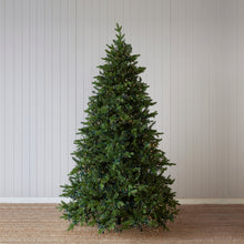 Load image into Gallery viewer, 7 Ft Nordic Fir Green Tree - 6500 Led
